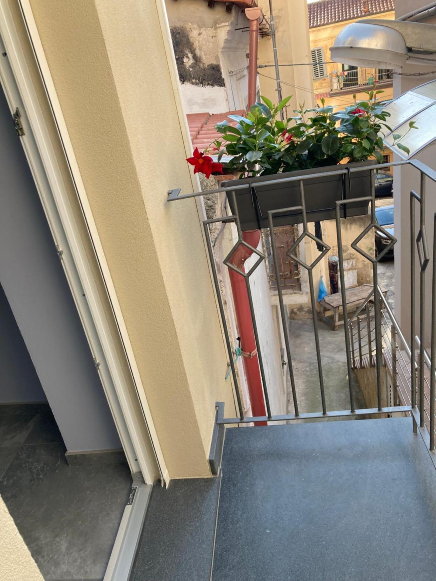 Residenza Ferdinando - 40M Dal Mare Διαμέρισμα Πίτσο Εξωτερικό φωτογραφία
